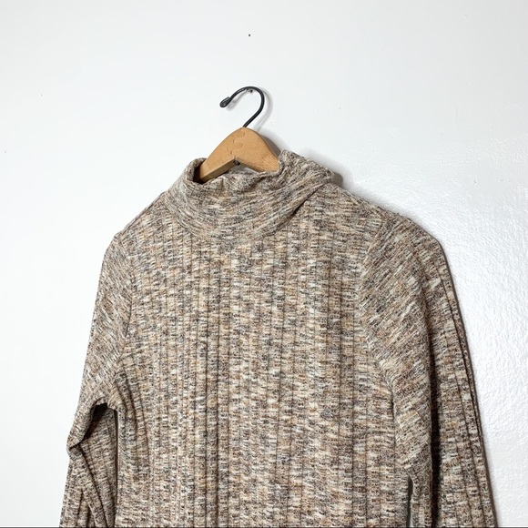 14th & Union Neutral Knit Turtleneck Sweater‎ Top Petite Small - Picture 3 of 7